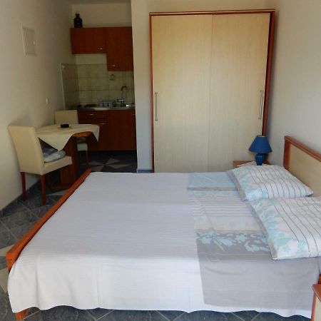 לוביסטה Apartments Indira II מראה חיצוני תמונה