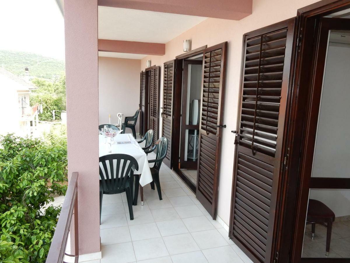 לוביסטה Apartments Indira II מראה חיצוני תמונה